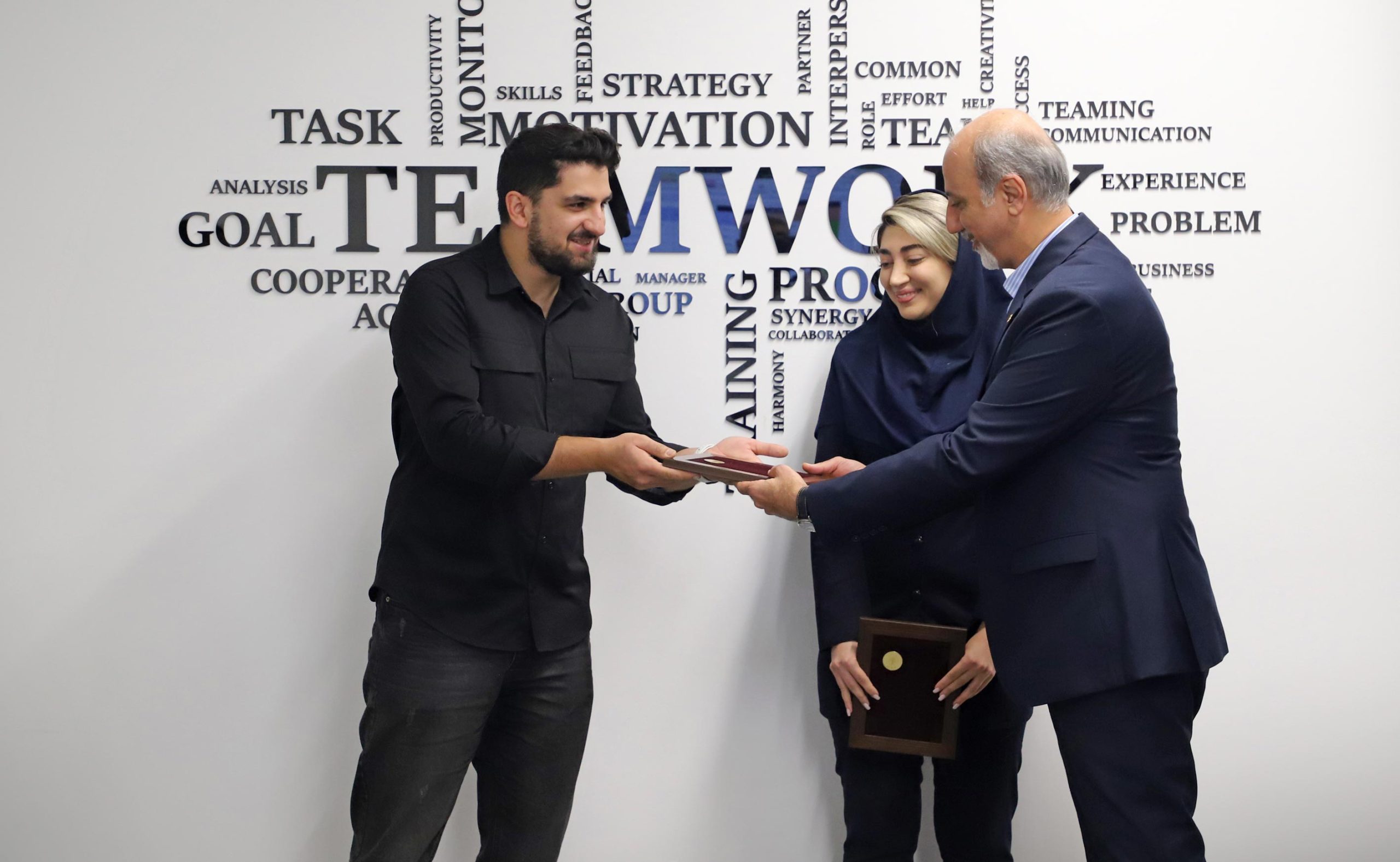 سه همکار فناپ زیرساخت نشان یک ستاره مدیریت دانش گرفتند