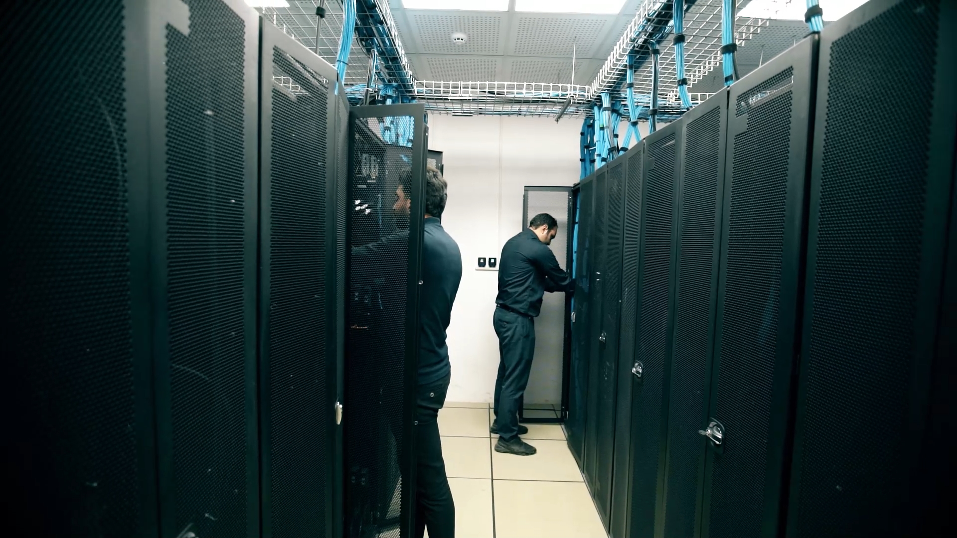 فولاد بوتیا.mp4_snapshot_00.38.616