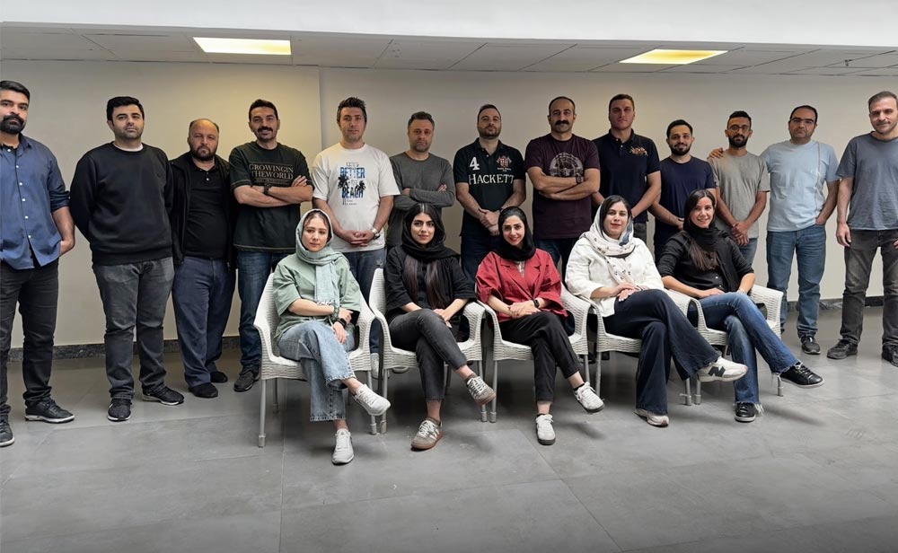 جنگی برای زنده نگه داشتن سرویس‌ها